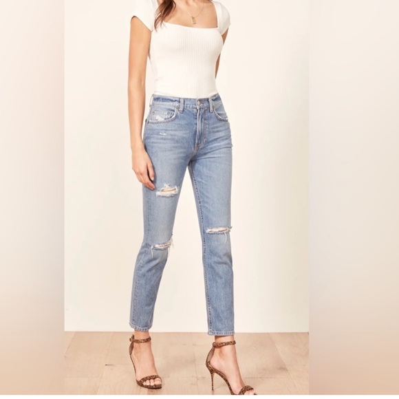 Reformation Denim - Reformation The Julia High Rise Cigarette Jean in Antigua Wash Distressed Sz 29